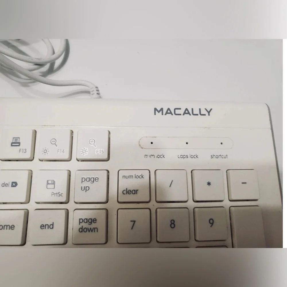 Macally Full Size USB Wired Keyboard (MKEYE) for Mac and PC (White)